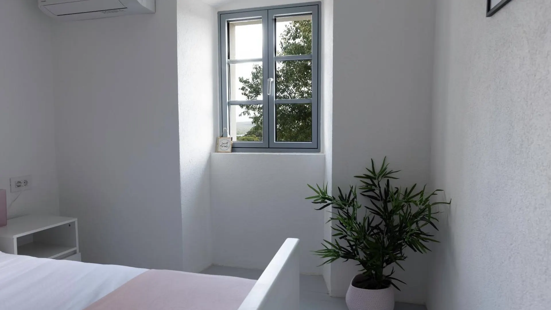 Villa Floresco Nerezine Holiday home